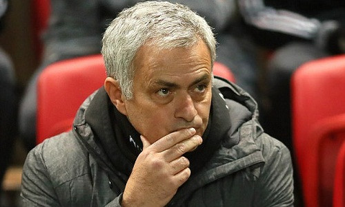 Mourinho đánh giá cao thành công của Burnley trong giai đoạn đã qua của mùa giải. Ảnh: AFP.