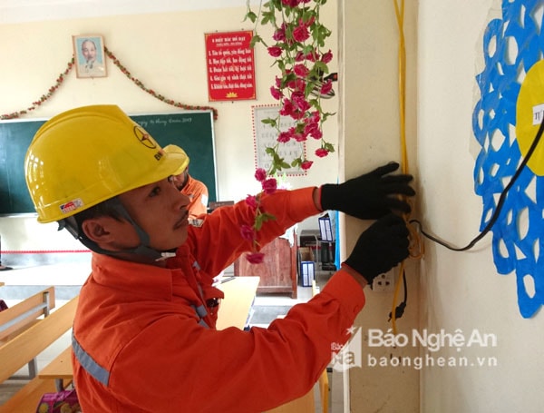 Nâng cấp, cải tạo hệ thống điện trường tiểu học Châu Quang, Quỳ Hợp