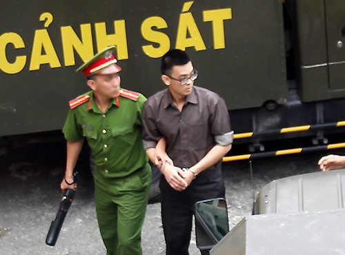 Thiện là người cầm đầu vụ khủng bố sân bay Tân Sơn Nhất và phá hủy kho giữ xe vi phạm tại Đồng Nai. 