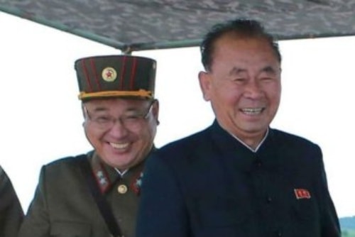 Ông Kim Jong-sik và Ri Pyong-chol. Ảnh: KCNA.