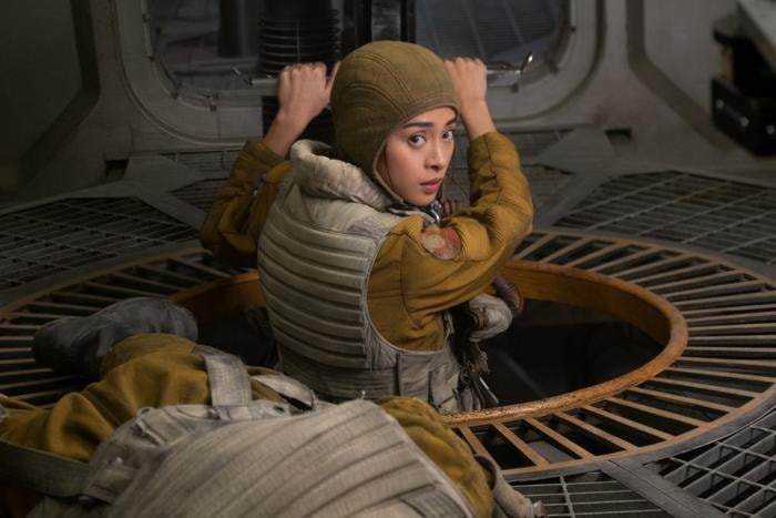 Khoảnh khắc Ngô Thanh Vân xuất hiện ấn tượng trong 'Star Wars: The Last Jedi'
