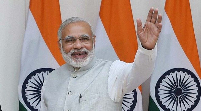 Thủ tướng Narendra Modi dùng bài phát biểu đầu năm để kêu gọi đất nước đạt nhiều tiến bộ hơn. Ông nhấn mạnh, năm 2018 sẽ là năm đầu tiên những người sinh trong thế kỷ 21 được quyền bỏ phiếu, và đề xuất tạo ra ít nhất một vị trí dành cho người tuổi 18-25 từ mỗi quận huyện trong quốc hội tháng 8/2018.