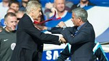 Đã đến lúc Wenger nên học theo Mourinho