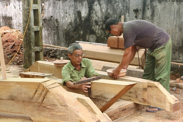 Làng nghề mộc Trung Hậu (Tân Sơn). Ảnh: Tư liệu