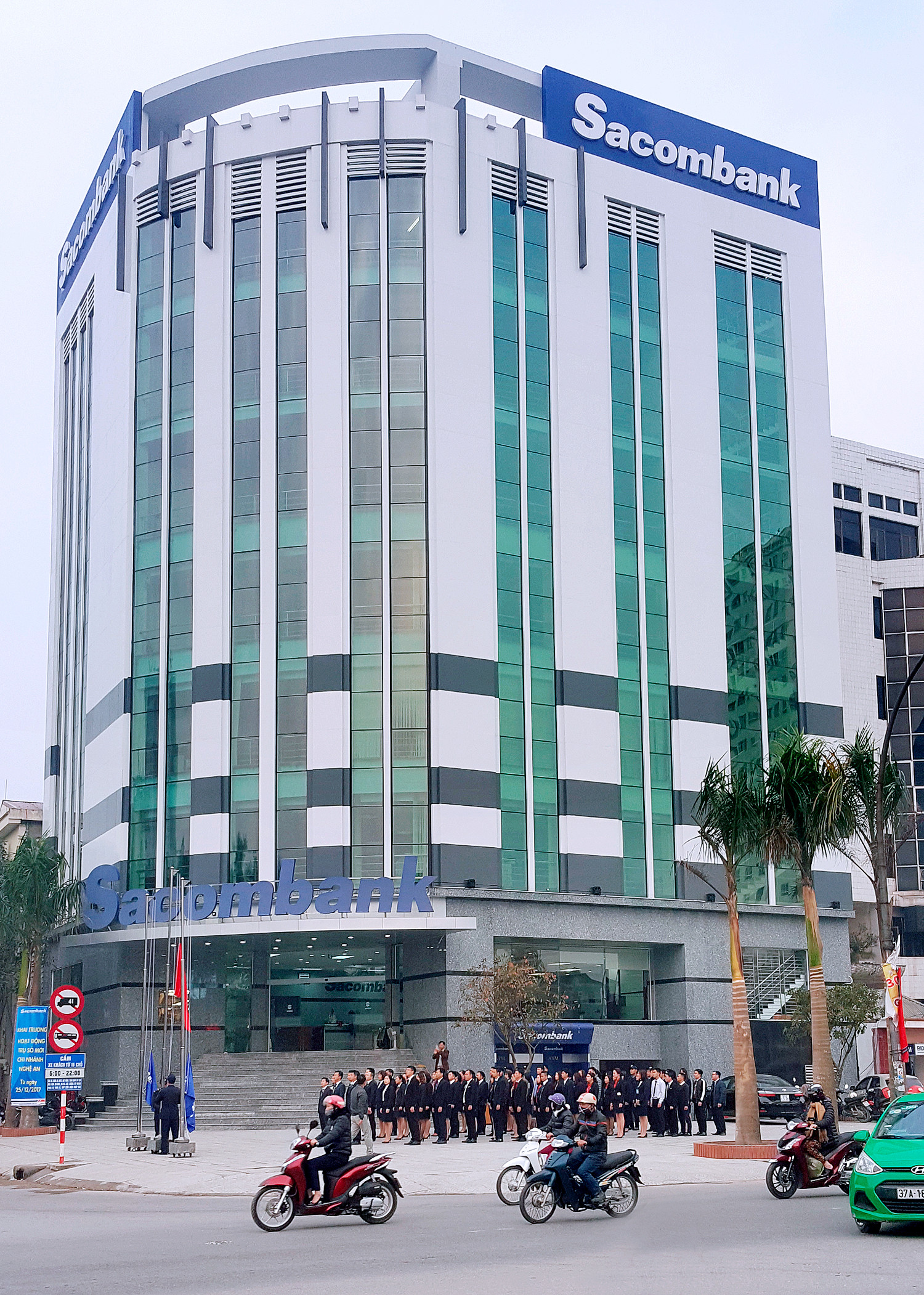 Trụ sở mới của chi nhánh trên đường Quang Trung (TP. Vinh).