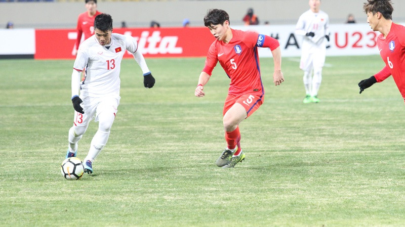 Đức Chinh (số 13) thi đấu khá mờ nhạt trước U23 Hàn Quốc ở trận đấu vừa qua. Ảnh: Internet