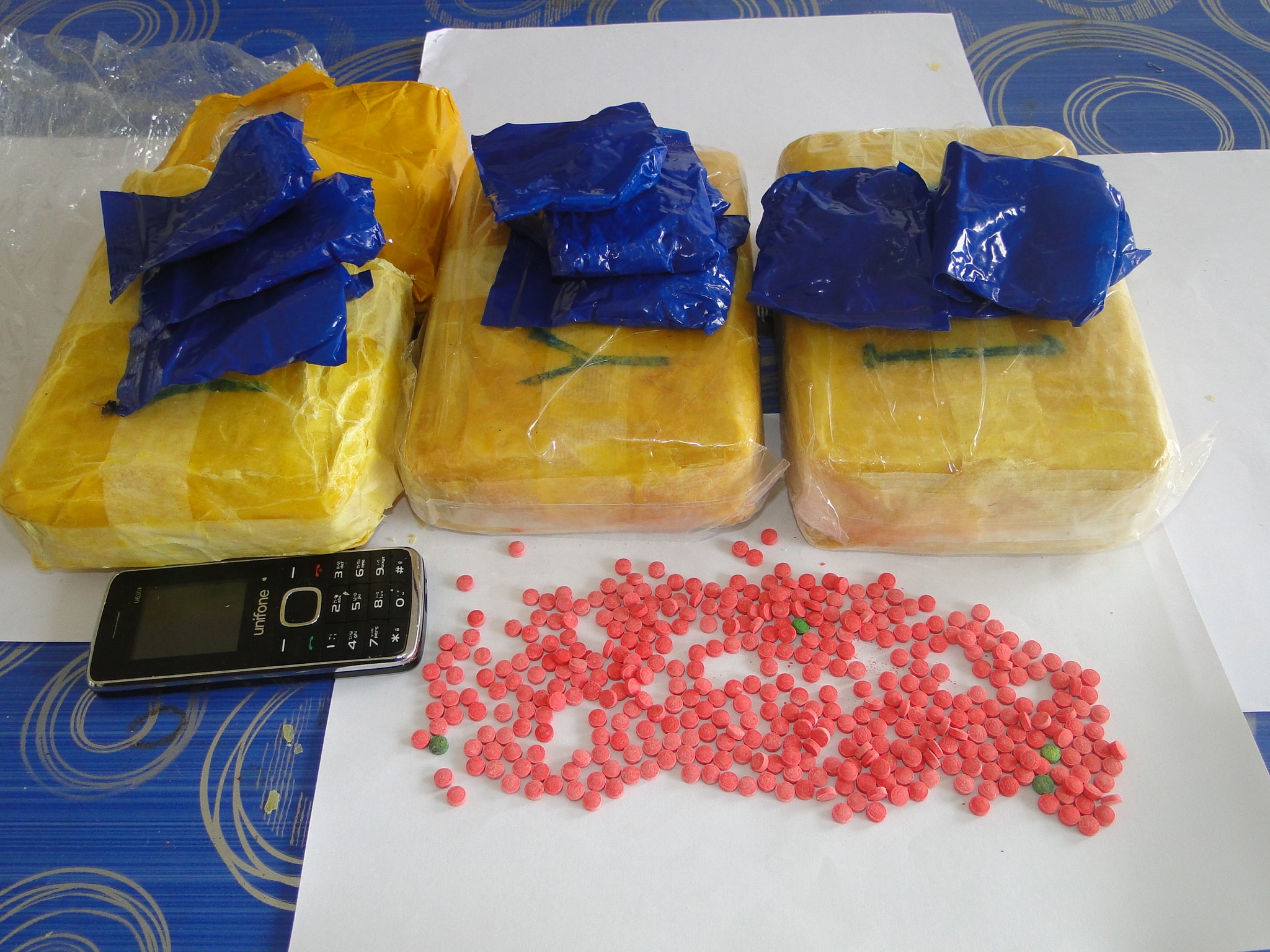 18.000 viên ma túy tổng hợp bị thu giữ. Ảnh: Hải Thượng