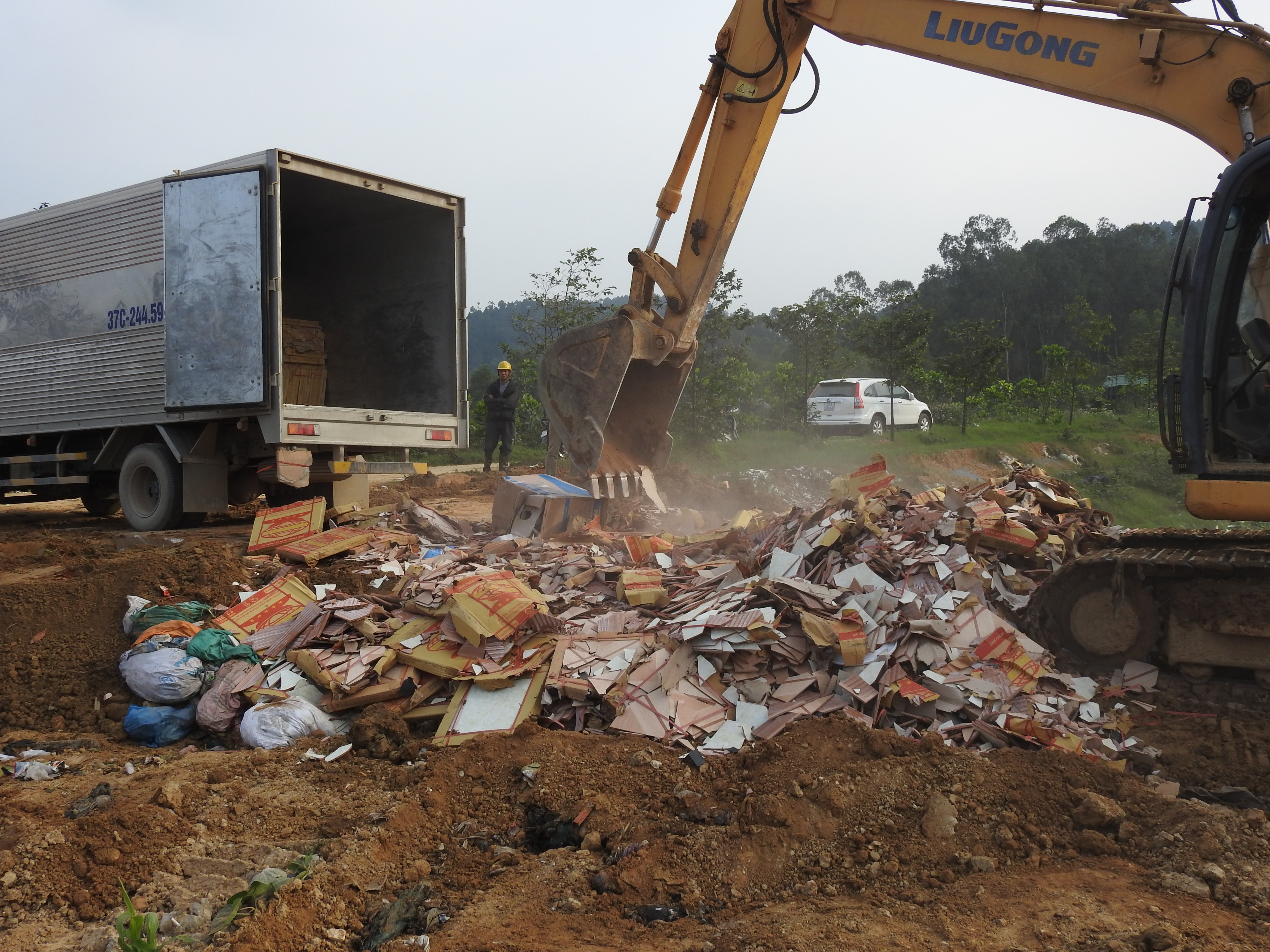 Toàn bộ số hàng hóa vi phạm đã bị lực lượng Quản lý thị trường Nghệ An tiêu hủy.