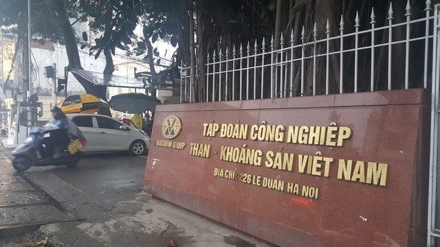 Tập đoàn Than - khoáng sản Việt Nam.