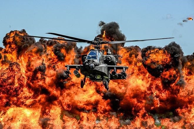 Trực thăng tấn công AH-64D Apache. Ảnh: Reuters