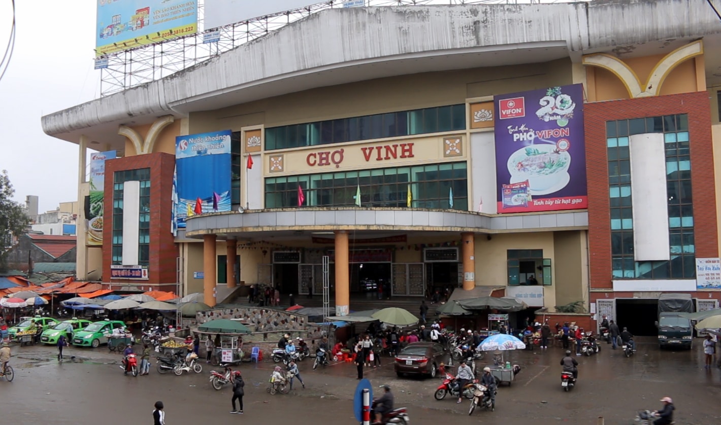 Toàn cảnh chợ Vinh. Ảnh: Đức Anh