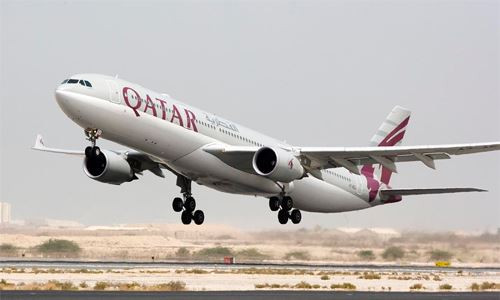 Năm 2017, Qatar Airways đã vượt qua Emirates để giành danh hiệu hãng hàng không tốt nhất thế giới. Đây là lần thứ 4 Qatar Airways giành được danh hiệu này, trước đó là các năm 2011, 2012 và 2015.