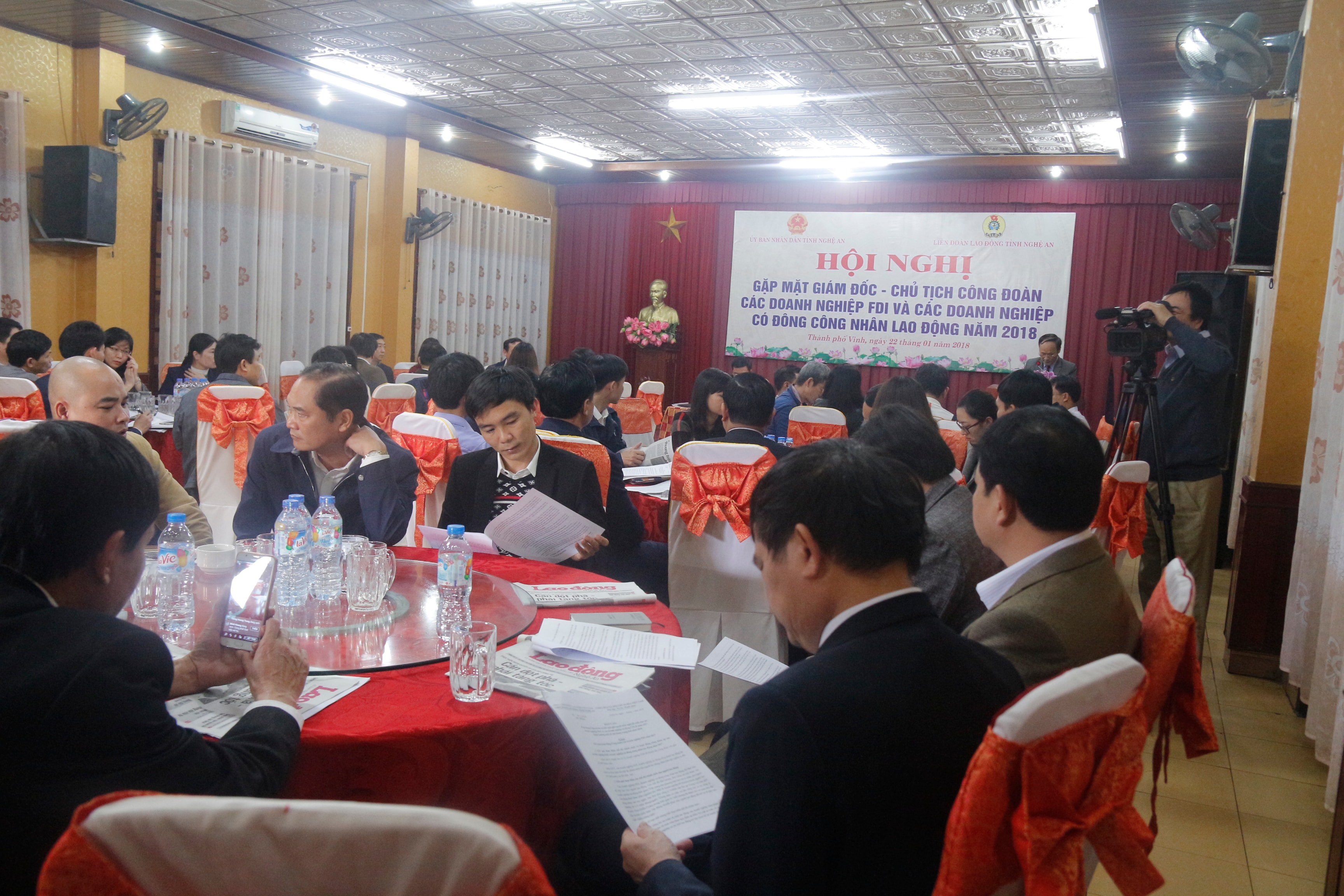 Các doanh nghiệp tham gia buổi gặp mặt. Ảnh: Thanh Nga  