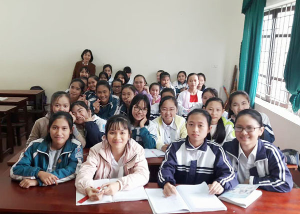 Một buổi học của đội tuyển học sinh giỏi văn trường THCS Lý Nhật Quang. Ảnh - NVCC