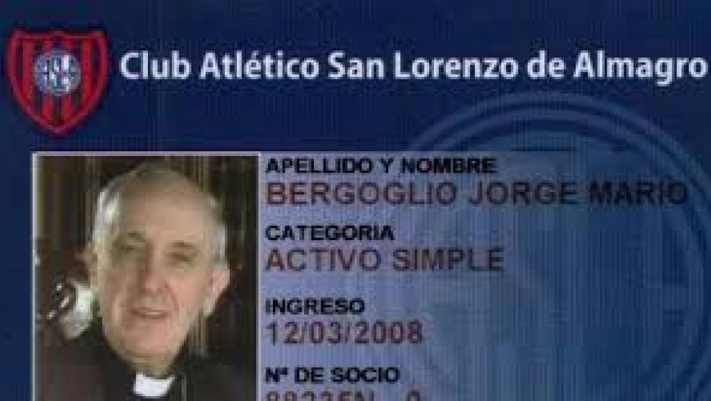 Thẻ câu lạc bộ thể thao San Lorenzo de Almagro của Hồng y Jorge Mario Bergoglio.