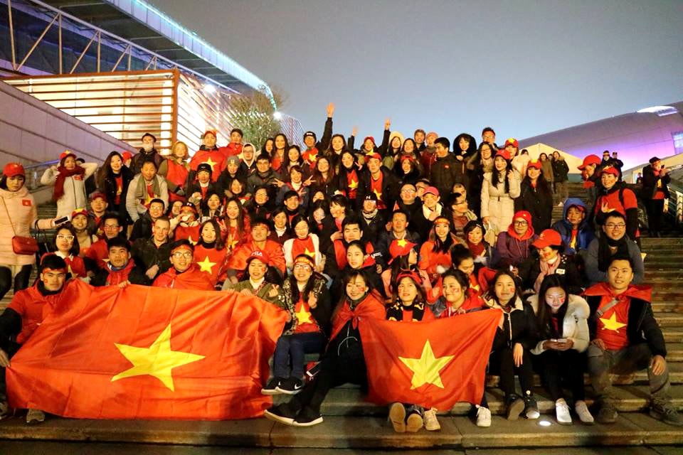 Đồng hương Nghệ An đã đồng hành cùng cộng đồng người Việt  từ những ngày đầu trong các hoạt động cổ vũ cho đội tuyển U23 Việt Nam.