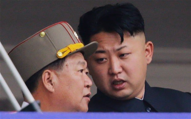 Nhà lãnh đạo Triều Tiên Kim Jong-un (phải) và ông Choe Ryong-hae. Ảnh: KCNA