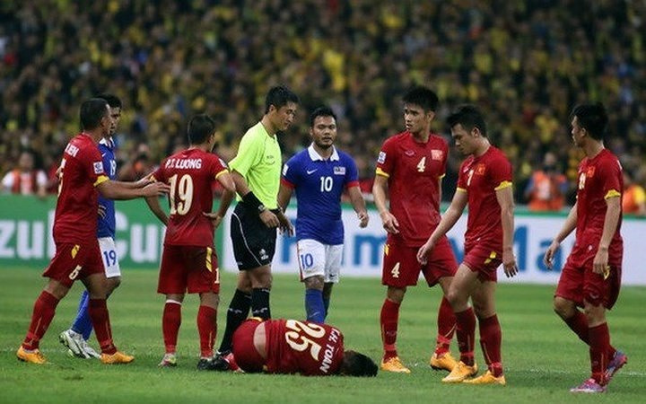 Ở trận bán kết lượt đi AFF Cup 2014, trọng tài Mã Ninh bắt chính khi ĐT Việt Nam đối đầu Malaysia.