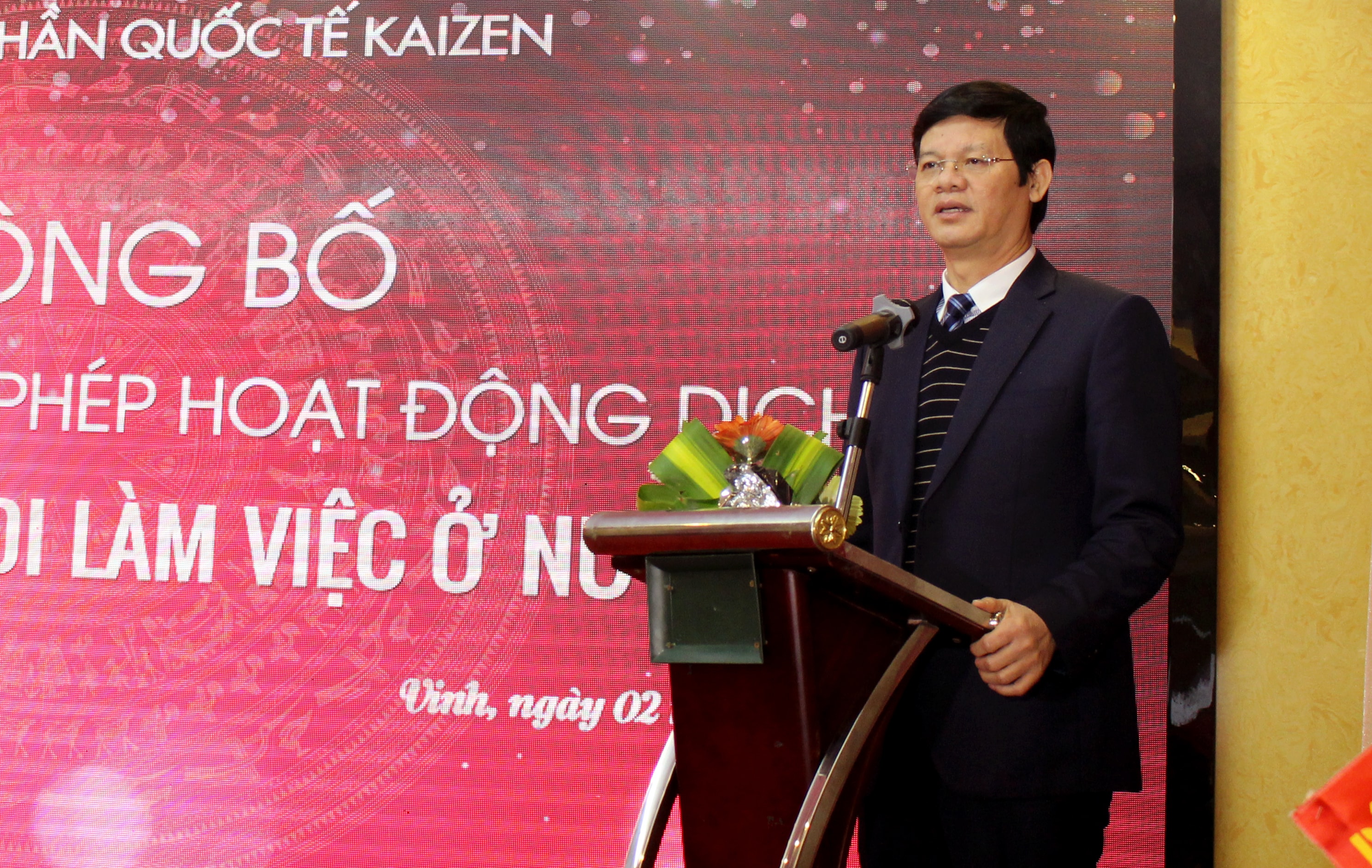 Đồng chí Lê Xuân Đại – Phó Chủ tịch Thường trực UBND tỉnh  đánh giá cao đóng góp của Công ty CPQT Kazen trong việc tạo việc làm, nâng cao thu nhập cho lao động đồng thời góp phần phát triển kinh tế, đảm bảo an sinh xã hội của địa phương. 