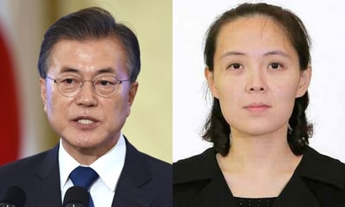 Tổng thống Hàn Quốc Moon Jae-in (trái) và Kim Yo-jong, em gái nhà lãnh đạo Triều Tiên Kim Jong-un. Ảnh: AFP/Yonhap.