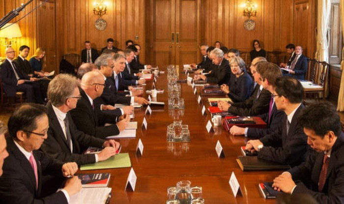 Thủ tướng Anh Theresa May làm việc với quan chức cấp cao của các Tập đoàn hàng đầu Nhật Bản, ngày 8/2