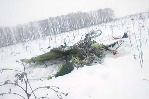 Theo Bộ Tình trạng khẩn cấp của Nga, các mảnh vỡ của máy bay đã được tìm thấy tại huyện Ramensky, ngoại ô Moskva. Ảnh: Reuters.