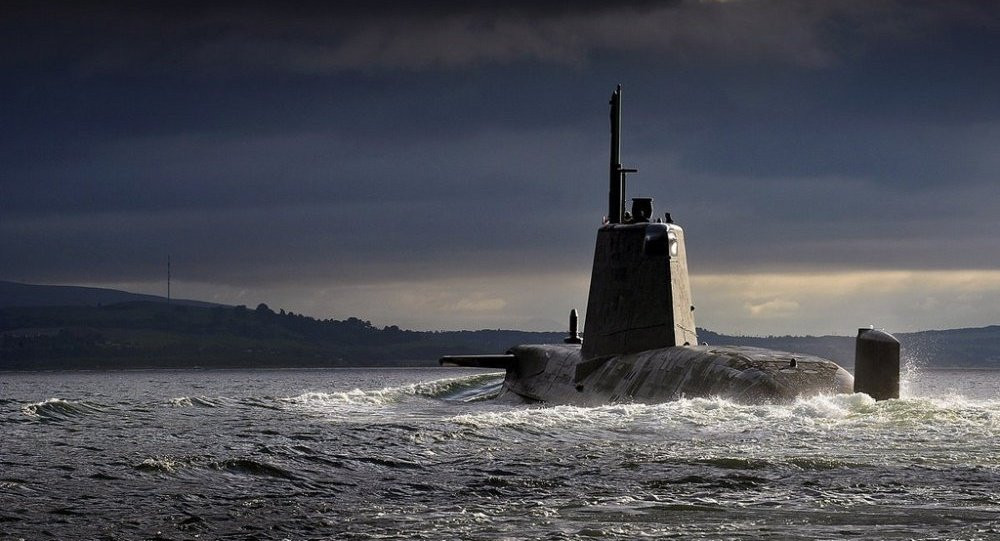 Tàu ngầm của Anh.