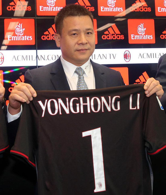 Ông chủ Yonghong Li của AC Milan tuyên bố phá sản và rao bán đội bóng. Ảnh: Internet