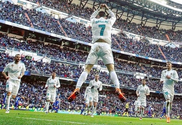 Sự tỏa sáng của Ronaldo (7) giúp Real Madrid hồi sinh mạnh mẽ. Ảnh: Internet
