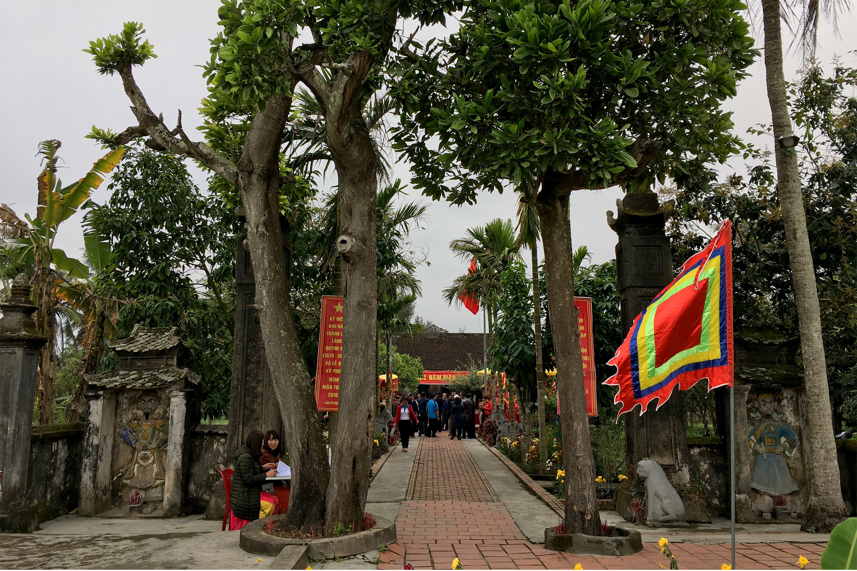 Đền Thần Quỳnh Đôi (Quỳnh Lưu). Ảnh: Phan Văn Toàn