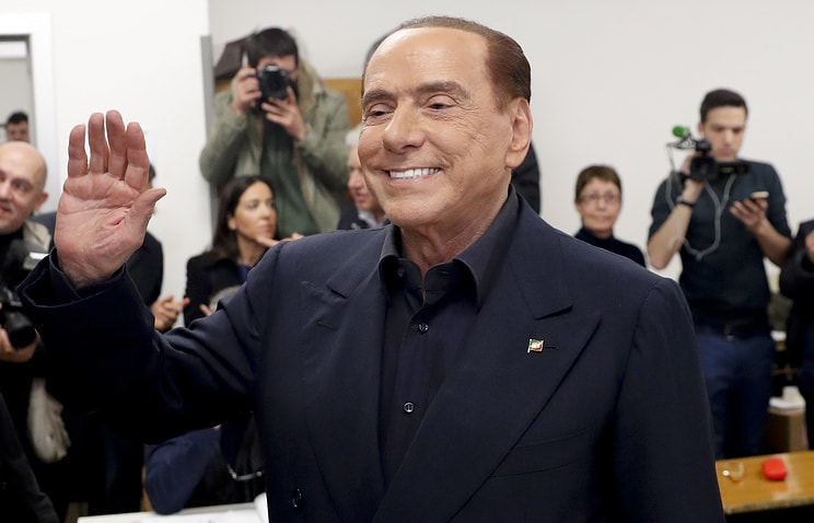 Cựu Thủ tướng Italia Silvio Berlusconi và đảng trung tả của ông đang dẫn đầu số phiếu bầu cử vào Quốc hội. Ảnh: AP 