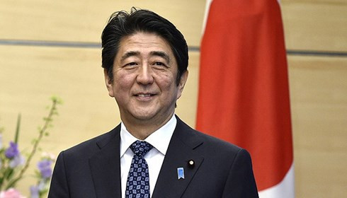 Tỉ lệ ủng hộ nội các của Thủ tướng Nhật Bản Shinzo Abe sụt giảm. Ảnh: Zee News.