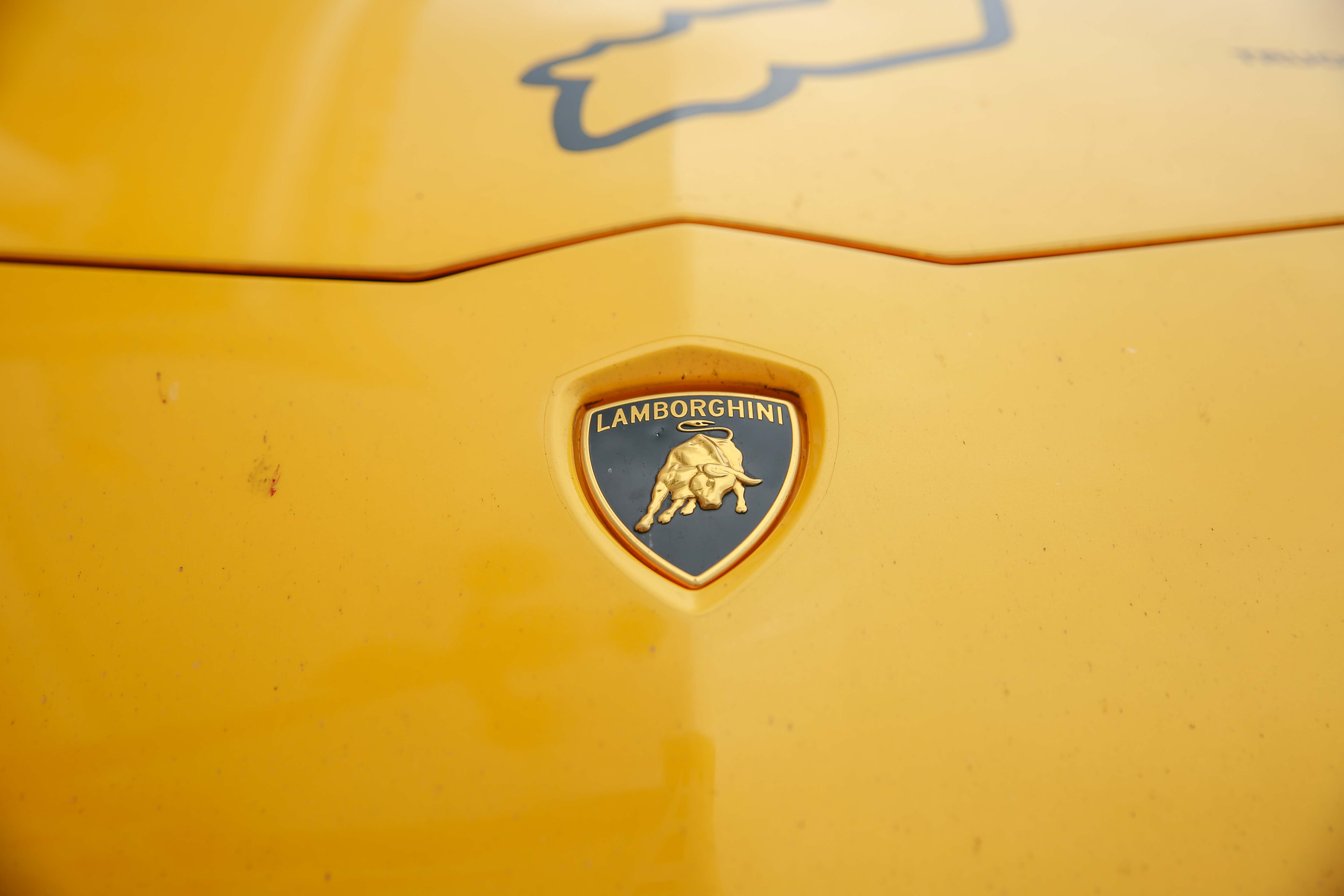 Biểu tượng và logo của siêu xe Lamborghini