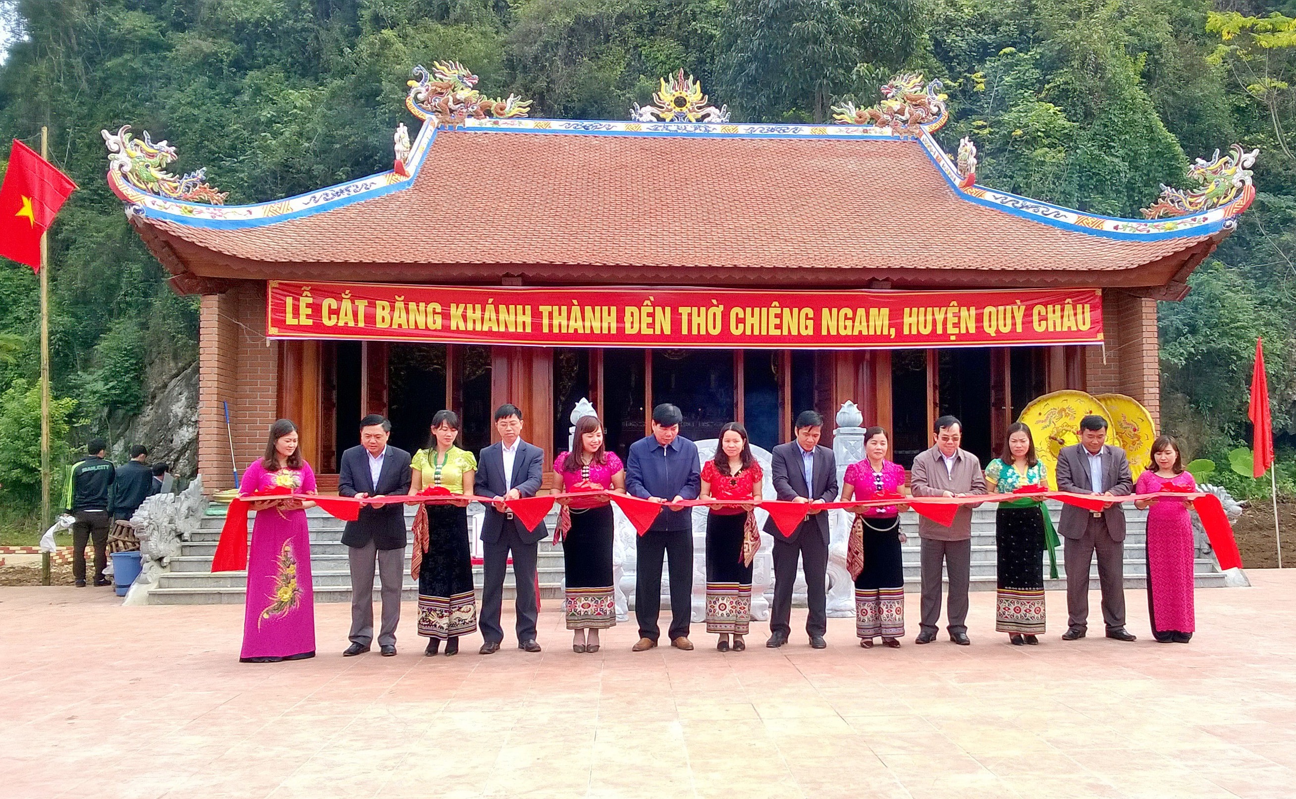 Lễ khánh thành Đền Chiêng Ngam năm 2017. Ảnh: Thành Chung