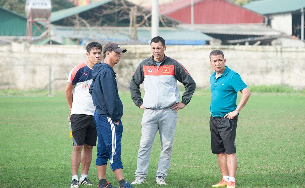 BHL SLNA phải tính toán kỹ lưỡng để sẵn sàng cho 3 mặt trận V.League, Cúp QG và AFC Cup. Ảnh: Thành Cường