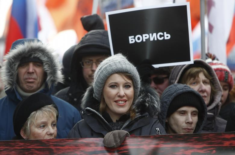Ứng viên tổng thống Ksenia Sobchak, ngôi sao truyền hình nổi tiếng tại Nga, tham gia cuộc tuần hành ở Moscow. Bà Sobchak cũng là nữ ứng viên tổng thống duy nhất trong cuộc bầu cử Nga năm nay.