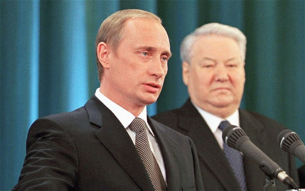 Cho đến nay, những gì Tổng thống Putin làm được cho nước Nga đã chứng minh rằng, việc trao lại quyền lực cho ông chính là thành công lớn nhất trong cuộc đời chính trị của ông Yeltsin. Và sau gần hai thập kỷ, ông Putin vẫn luôn vững vàng ở đỉnh cao quyền lực dù trải qua nhiều sóng gió, thử thách khắc nghiệt. 