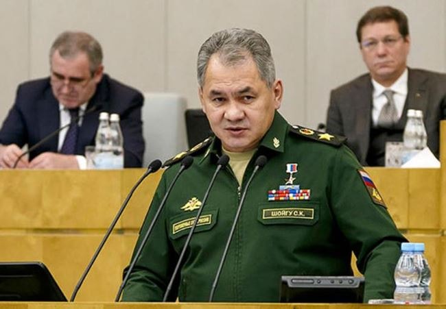 Bộ trưởng Quốc phòng Sergei Shoigu chính là gương mặt đứng sau tiến trình hiện đại hóa của quân đội Nga, mà gần đây nhất là gắn với thắng lợi của Nga trong cuộc chiến chống khủng bố tại Syria.  Trở thành lãnh đạo Bộ Quốc phòng Nga từ năm 2012, ông Shoigu là một trong những thành viên hiếm hoi trong nội các của Tổng thống Putin mà không thuộc nhóm các nhân vật thân cận từng sát cánh cùng ông trong giai đoạn công tác tại chính quyền thành phố St. Petersburg.