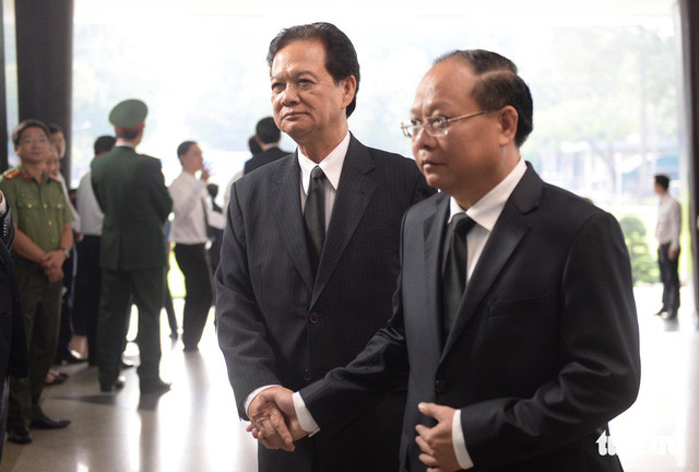 Nguyên Thủ tướng Nguyễn Tấn Dũng cũng đã có mặt - Ảnh: THUẬN THẮNG