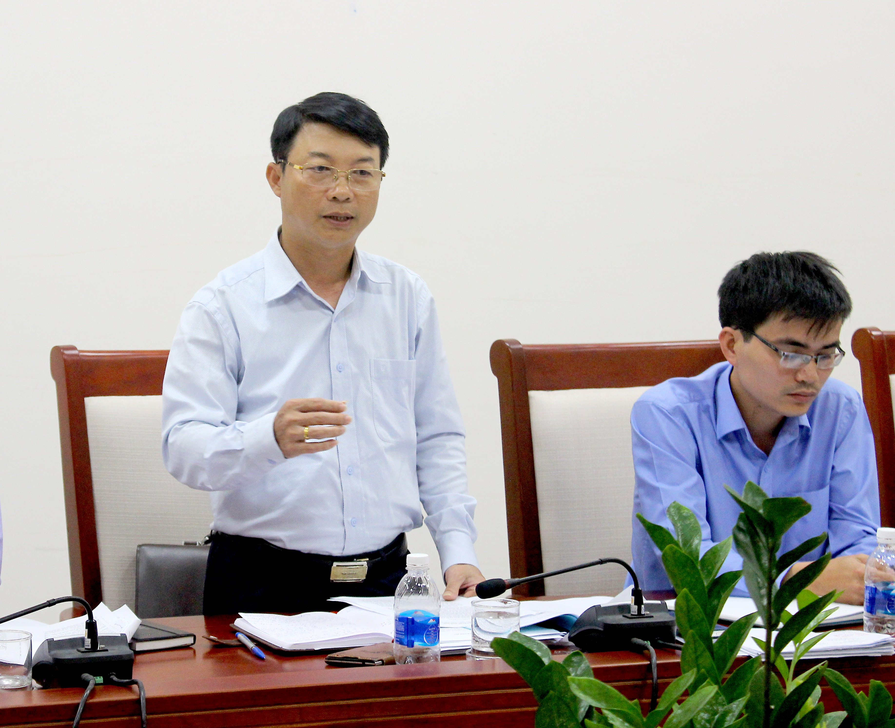 Đồng chí Nguyễn Tiến Dũng - Chủ tịch UBND huyện Nghi Lộc phát biểu. Ảnh: Quang An