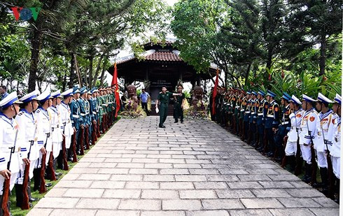 Trong ngày hôm qua (21/3), tại tư gia của nguyên Thủ tướng Phan Văn Khải ở Củ Chi, công tác chuẩn bị cũng được triển khai khẩn trương trước giờ đón ông về an nghỉ vĩnh hằng tại quê nhà.