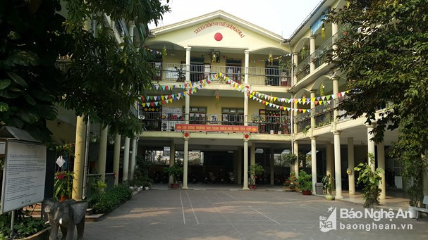 Trường Mầm non Việt - Lào, nơi xảy ra vụ việc. Ảnh: Tiến Hùng