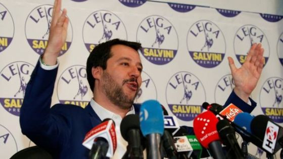 lãnh đạo đảng cực hữu Liên đoàn ở Italy, Matteo Salvini ngày 26/3 khẳng định việc Mỹ và nhiều nước thuộc Liên minh châu Âu (EU) trục xuất các nhà ngoại giao Nga và nối lại các lệnh trừng phạt Moskva không những không giải quyết được các vấn đề mà còn làm tình hình trở nên trầm trọng hơn. 