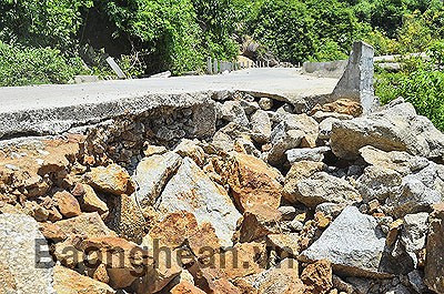 Sửa chữa, nâng cấp tuyến đường Châu Kim- Nâm Giải huyện Quế Phong là một dự án nằm trong danh mục kiểm toán lần này. Ảnh: Thành Duy