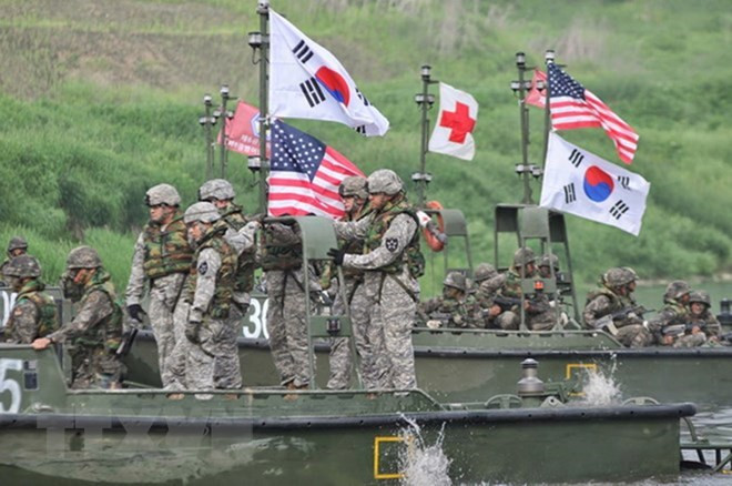 Lính thủy đánh bộ Mỹ và Hàn Quốc tham gia tập trận chung 