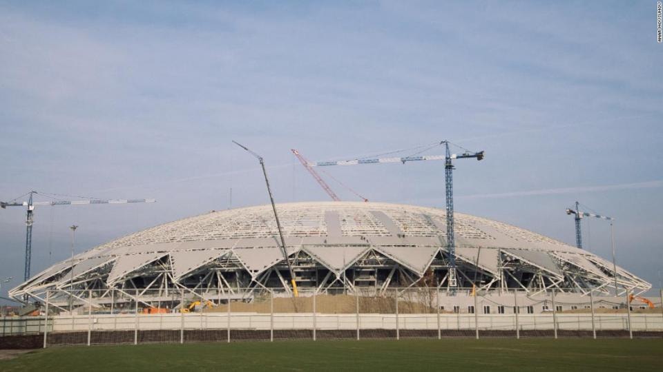 Sân vận động Samara Arena là một sân vận động bóng đá đang xây dựng tại Samara, Nga để phục vụ World Cup 2018. Đây cũng sẽ là sân nhà của câu lạc bộ FC Krylia Sovetov Samara thuộc Giải bóng đá ngoại hạng Nga, thay thế cho sân Metallurg. Sân sẽ có sức chứa 44.918 người.