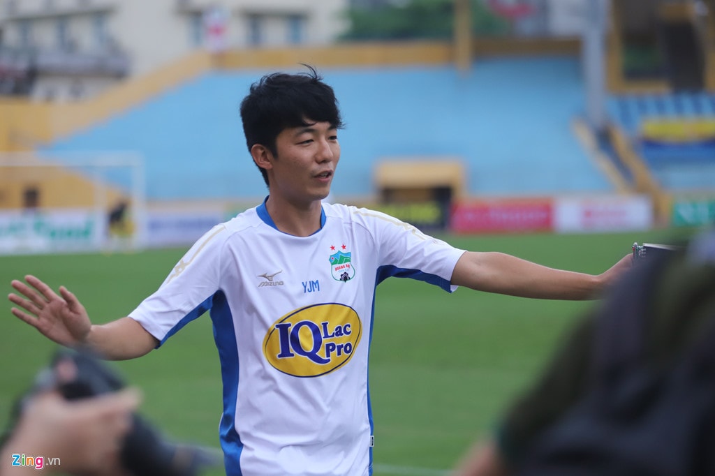 Xuan Truong, Cong Phuong tap kin truoc tran quyet dau voi CLB Ha Noi hinh anh 9