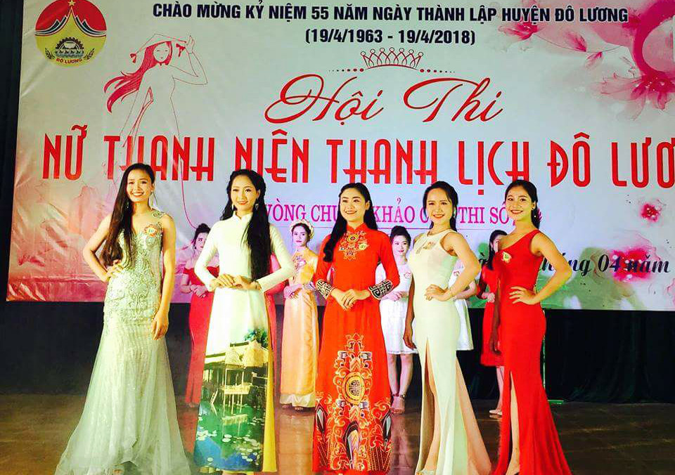 Chung khảo cuộc thi Nữ thanh niên thanh lịch Đô Lương