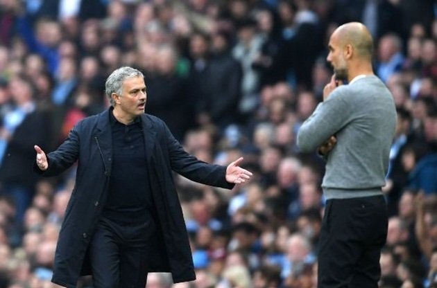 Jose Mourinho đã phá hỏng lễ đăng quang sớm của thầy trò Pep trên sân Etihad bằng cuộc lội ngược dòng khó tin. Ảnh: Internet