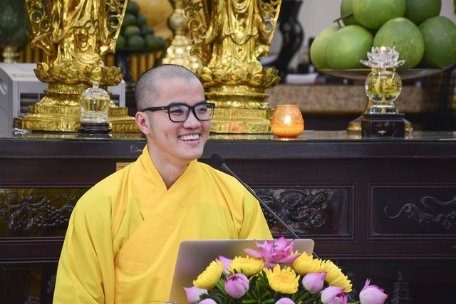 Sư thầy Thích Tâm Tiến đang tu tại chùa Hoằng Pháp vừa được trường ĐH Harvard và ĐH Yale (Mỹ) cấp học bổng chương trình thạc sĩ.